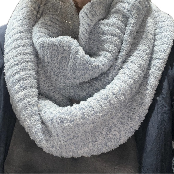 Softies Accessories - Softies Circle Scarf marshmallow heather spring lake/Infinity scarf - NWT